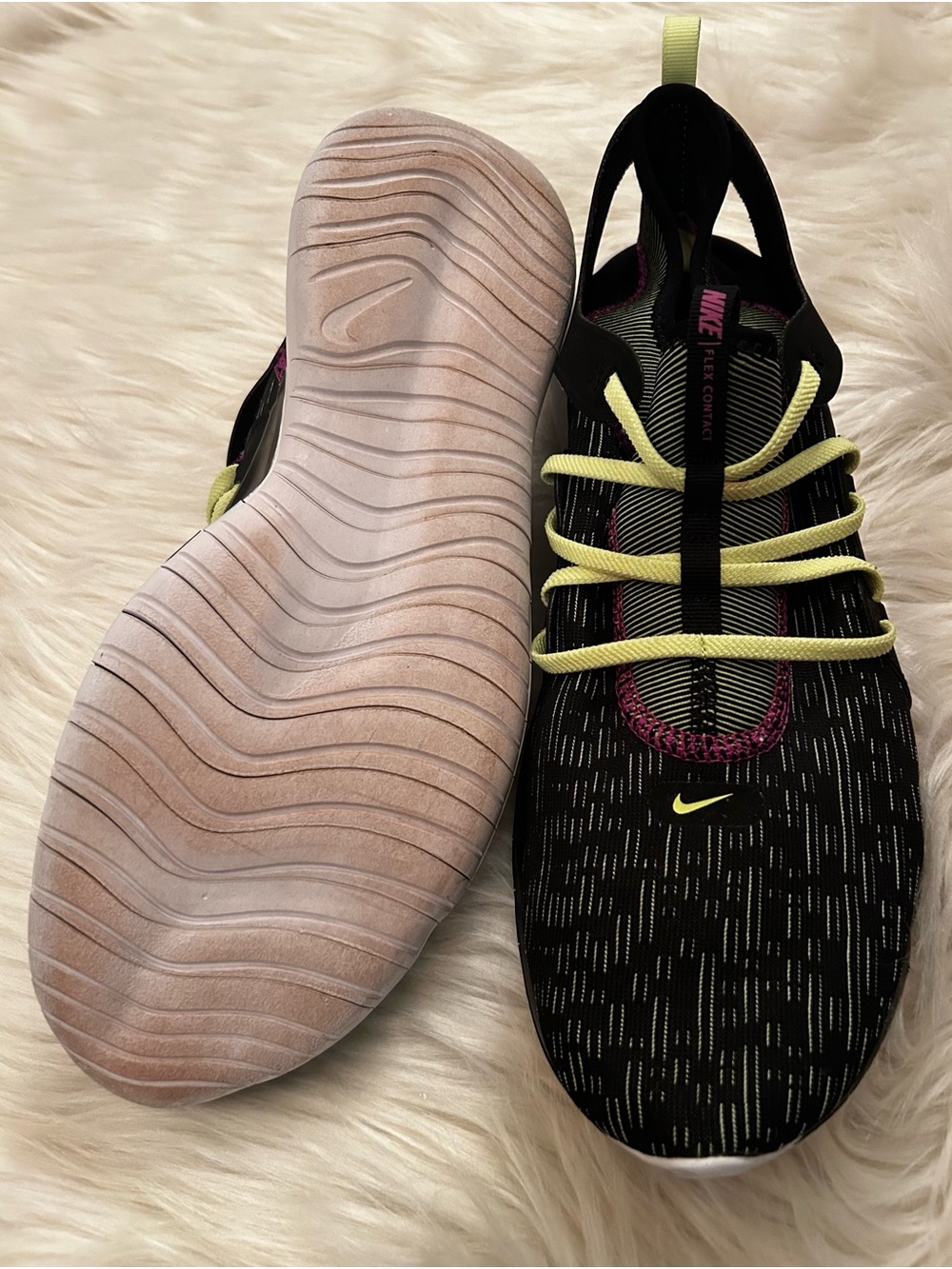 Nike Flex Contact Running Shoes - Picture 4 of 5